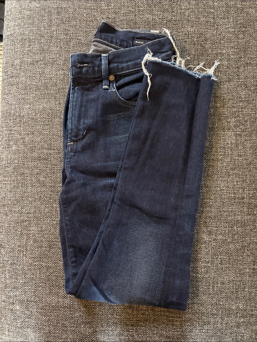 Citizens Of Humanity Dark Blue Frayed Hem Ankle Jeans, Rocket high-rise